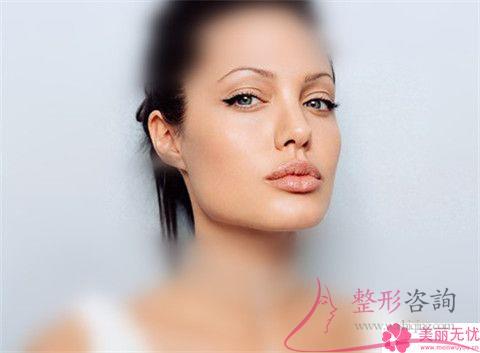 備2069元實(shí)施縮小<a href=http://www.bolangguoji.com/listinfo-754-0.html target=_blank class=infotextkey>鼻翼</a>術(shù)夠不夠？
