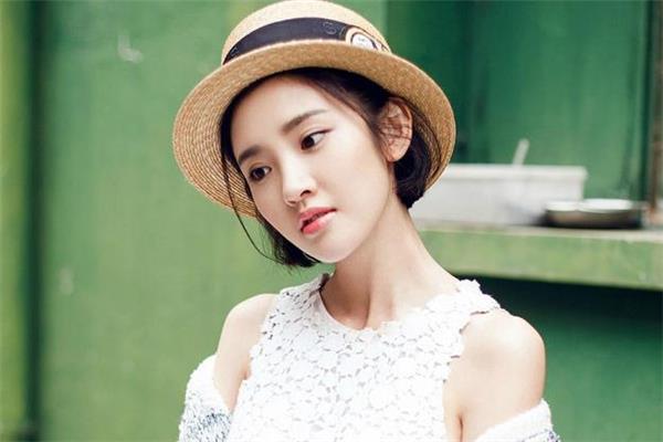 e光能<a href=http://www.bolangguoji.com/listinfo-715-0.html target=_blank class=infotextkey>去黑眼圈</a>嗎 e光<a href=http://www.bolangguoji.com/listinfo-715-0.html target=_blank class=infotextkey>去黑眼圈</a>效果怎么樣