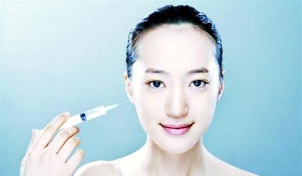 做<a href=http://www.bolangguoji.com/listinfo-734-0.html target=_blank class=infotextkey>愛貝芙</a><a href=http://www.bolangguoji.com/listinfo-771-0.html target=_blank class=infotextkey>去眉間紋</a>要花多長時間