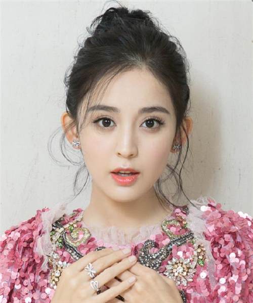 嘟嘟唇是打<a href=http://www.bolangguoji.com/listinfo-731-0.html target=_blank class=infotextkey>玻尿酸</a>嗎？嘟嘟唇是怎么做的？