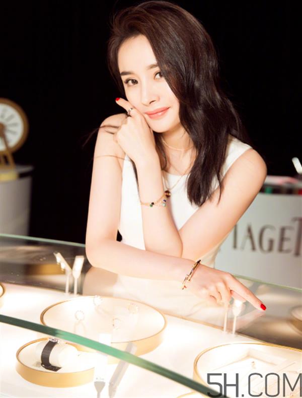 <a href=http://www.bolangguoji.com/listinfo-722-0.html target=_blank class=infotextkey>臥蠶</a>可以用脂肪填充嗎？<a href=http://www.bolangguoji.com/listinfo-722-0.html target=_blank class=infotextkey>臥蠶</a>可以打<a href=http://www.bolangguoji.com/listinfo-731-0.html target=_blank class=infotextkey>玻尿酸</a>么？