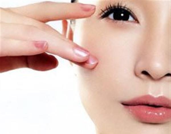 <a href=http://www.bolangguoji.com/listinfo-731-0.html target=_blank class=infotextkey>玻尿酸</a><a href=http://www.bolangguoji.com/listinfo-792-0.html target=_blank class=infotextkey>去法令紋</a>效果怎么樣呢
