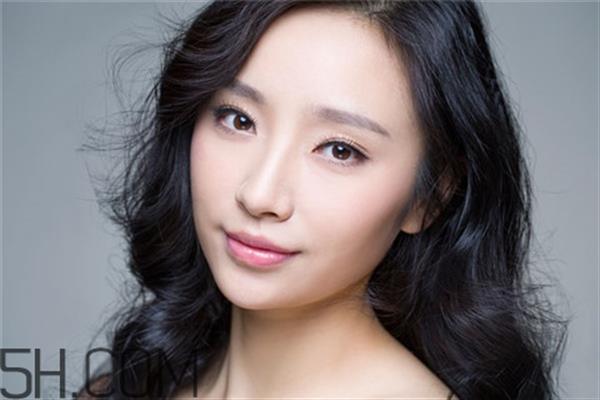 <a href=http://www.bolangguoji.com/listinfo-829-0.html target=_blank class=infotextkey>烤瓷牙</a>掉瓷后怎么辦？<a href=http://www.bolangguoji.com/listinfo-829-0.html target=_blank class=infotextkey>烤瓷牙</a>掉瓷了能補嗎？