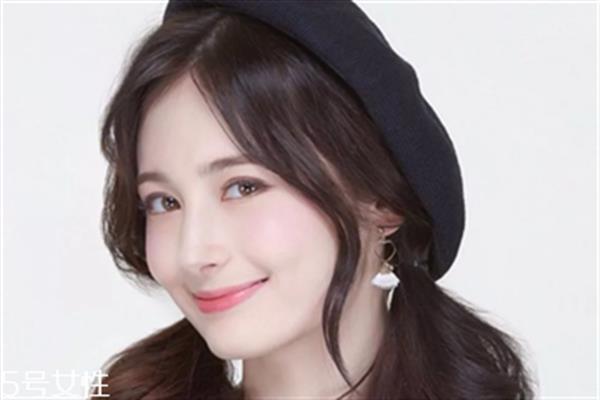 <a href=http://www.bolangguoji.com/listinfo-724-0.html target=_blank class=infotextkey>雙眼皮</a>拆線后護理方法 千萬不要用手碰傷口