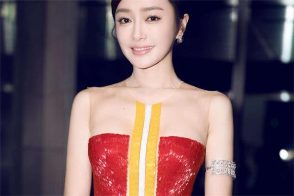 電波拉皮可以<a href=http://www.bolangguoji.com/listinfo-785-0.html target=_blank class=infotextkey>去頸紋</a>嗎 淡化頸紋效果佳