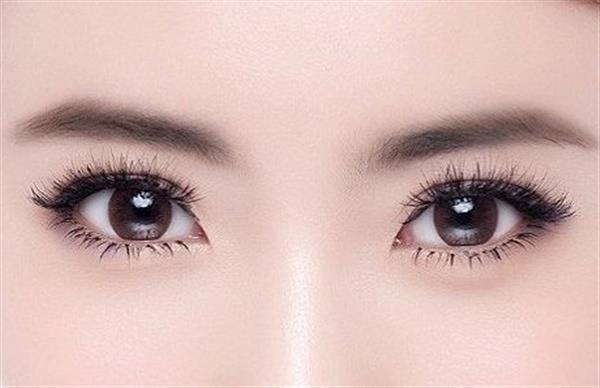 單眼皮貼<a href=http://www.bolangguoji.com/listinfo-724-0.html target=_blank class=infotextkey>雙眼皮</a>貼怎么做