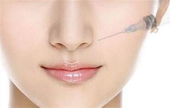 南京打透明質酸<a href=http://www.bolangguoji.com/listinfo-737-0.html target=_blank class=infotextkey>隆鼻</a>多少錢