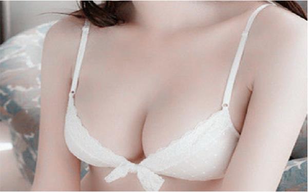 揭秘做假體<a href=http://www.bolangguoji.com/listinfo-618-0.html target=_blank class=infotextkey>隆胸</a>的優勢
