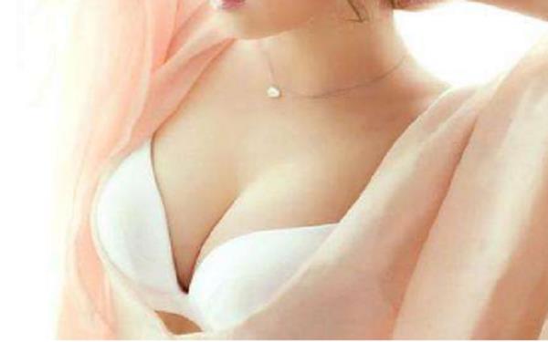 常見假體<a href=http://www.bolangguoji.com/listinfo-618-0.html target=_blank class=infotextkey>隆胸</a>優點