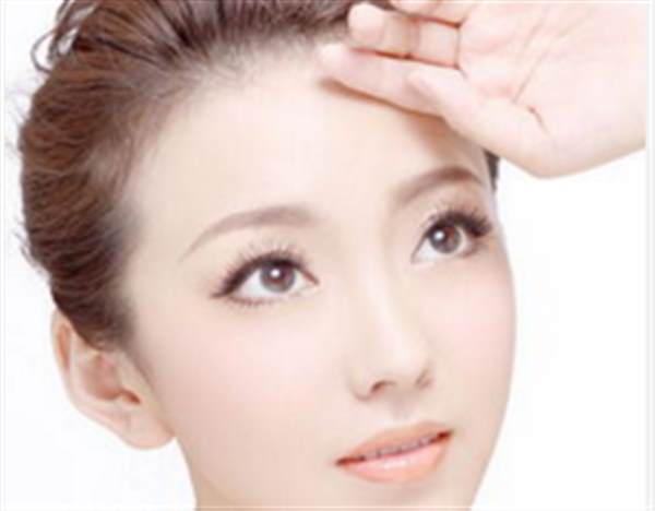 硅膠假體<a href=http://www.bolangguoji.com/listinfo-643-0.html target=_blank class=infotextkey>豐額頭</a>多少錢