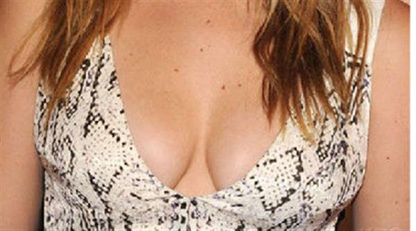 胸部乳腺增生做假體<a href=http://www.bolangguoji.com/listinfo-618-0.html target=_blank class=infotextkey>隆胸</a>可以嗎