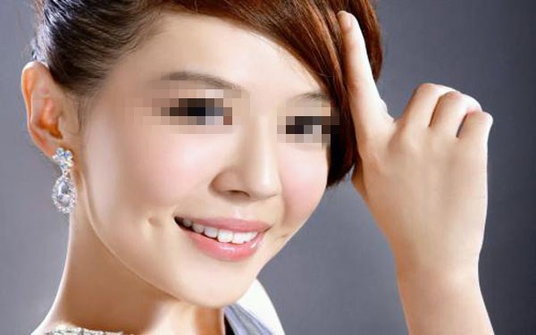 如何減少硅膠<a href=http://www.bolangguoji.com/listinfo-737-0.html target=_blank class=infotextkey>隆鼻</a>受到污染