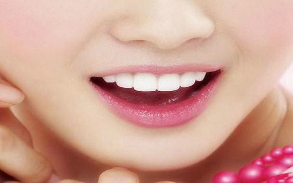 牙齒<a href=http://www.bolangguoji.com/listinfo-830-0.html target=_blank class=infotextkey>美容冠</a>多少錢一顆