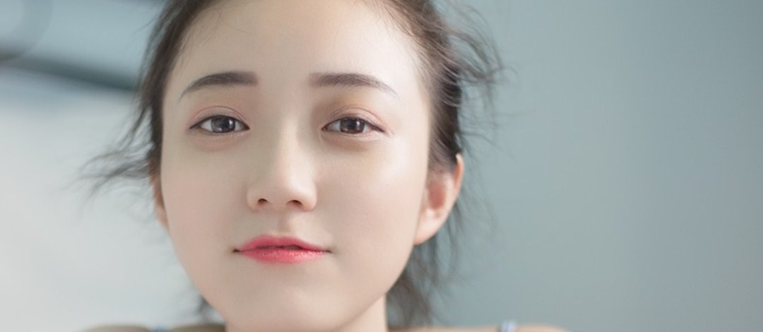 修復(fù)上眼皮下垂的方法有哪些？
