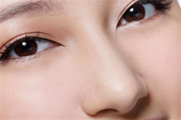 透明質(zhì)酸<a href=http://www.bolangguoji.com/listinfo-737-0.html target=_blank class=infotextkey>隆鼻</a>的效果好不好呢
