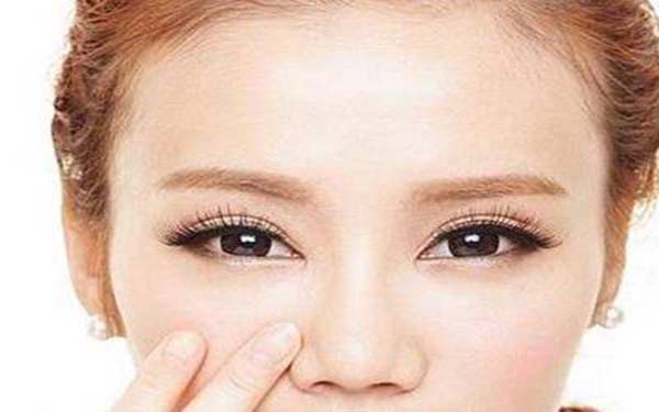 <a href=http://www.bolangguoji.com/listinfo-708-0.html target=_blank class=infotextkey>去眼袋</a>手術(shù)要多少錢
